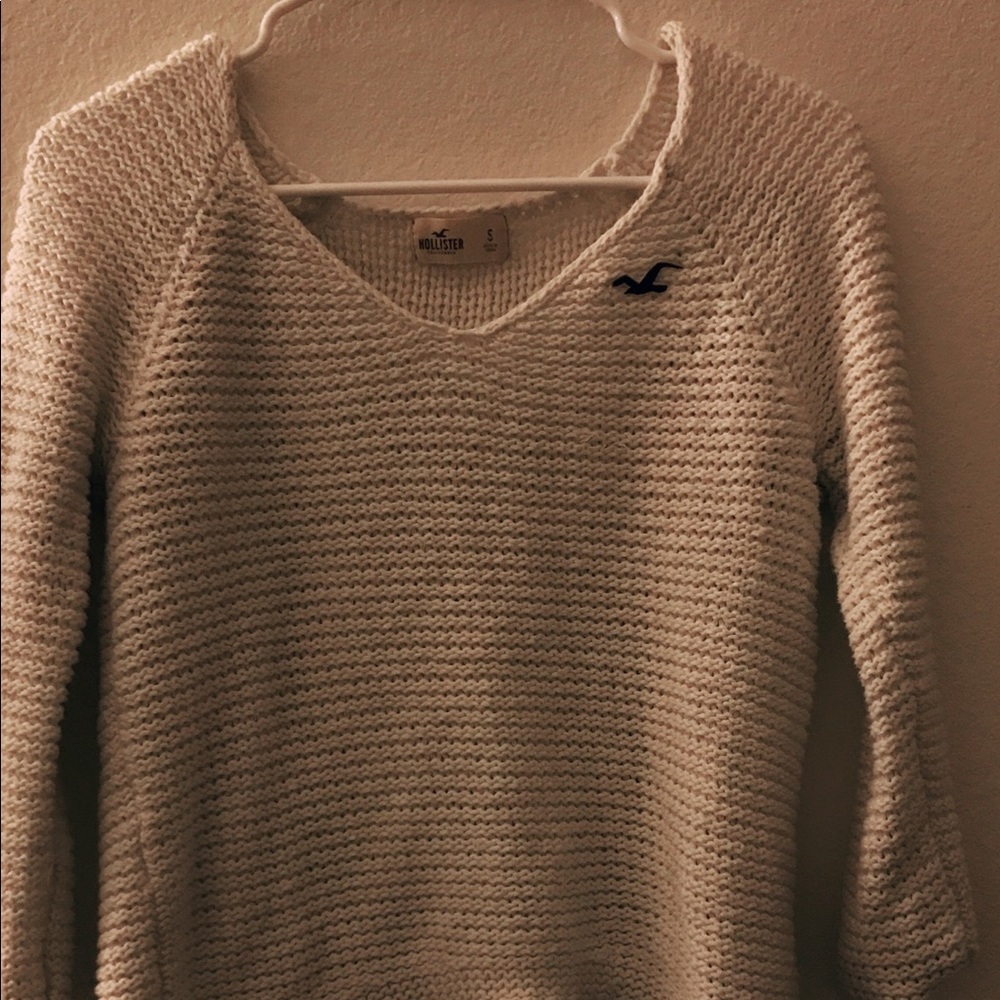 Hollister sweater